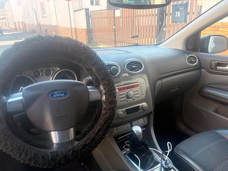 Gebraucht Ford Focus 120 PS (88 kW) 2008 Weiß Kombi