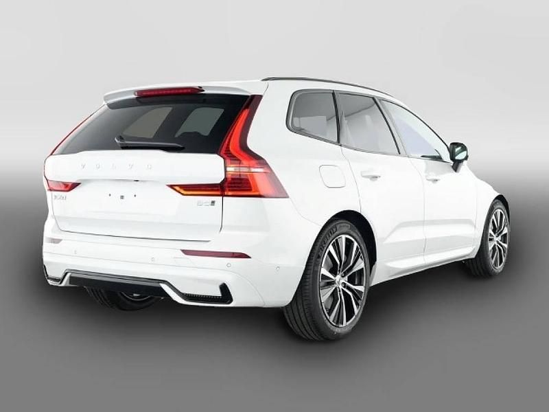 Gebraucht Volvo XC60 Plus 250 PS (183 kW) 2025 Weiß SUV