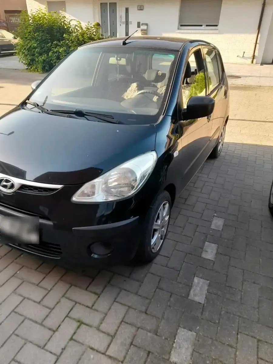 Gebraucht Hyundai i10 80 PS (58 kW) 2009 Schwarz Kleinwagen