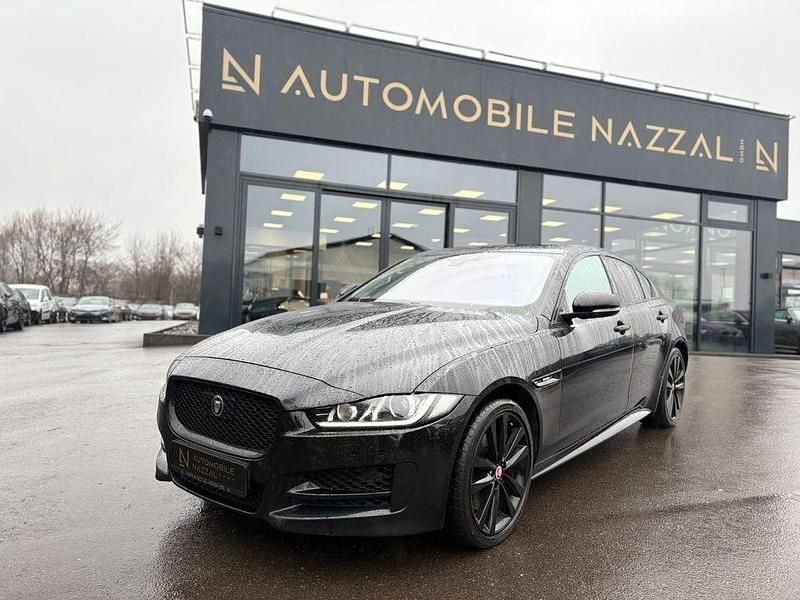 Gebraucht Jaguar XE R-Dynamic 241 PS (177 kW) 2019 Schwarz Limousine