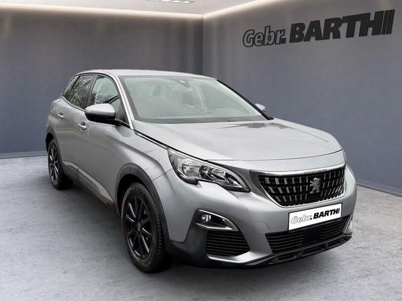 Gebraucht Peugeot 3008 Active 131 PS (96 kW) 2020 Lack grau artense/metallic klarl (metallic) SUV
