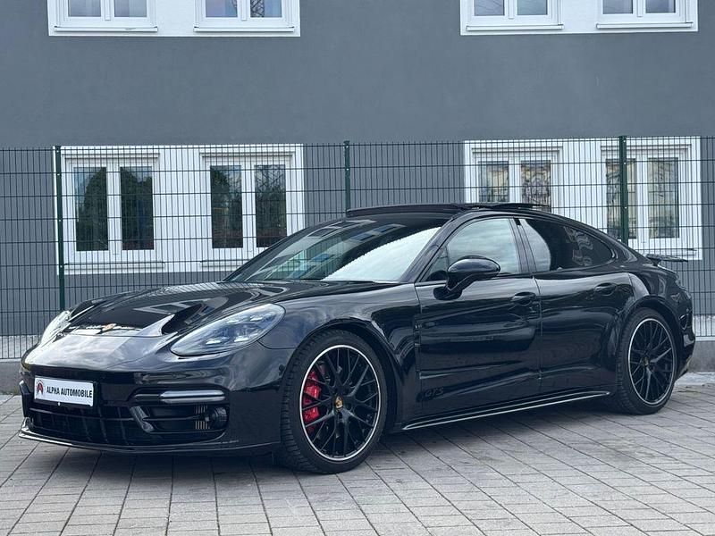 Schwarz Gebraucht 2019 Porsche Panamera GTS Limousine | 82.400 € (Etwas zu teuer) - Bild 1/4