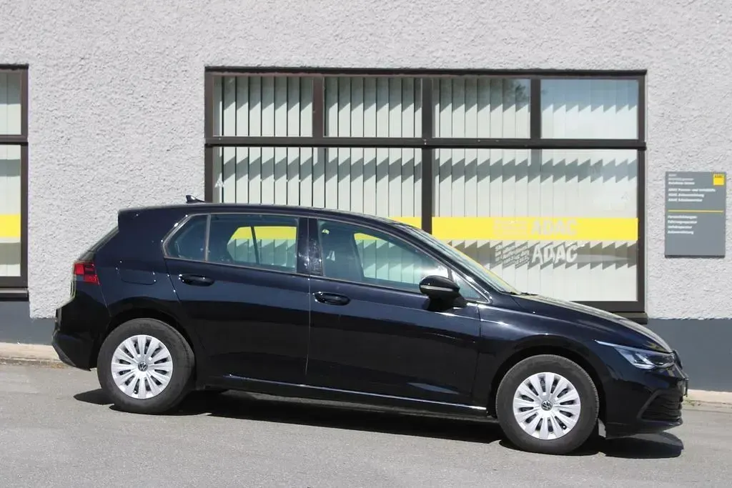 Usata VW Golf VIII 90 CV (66 kW) 2021 Nero Berlina