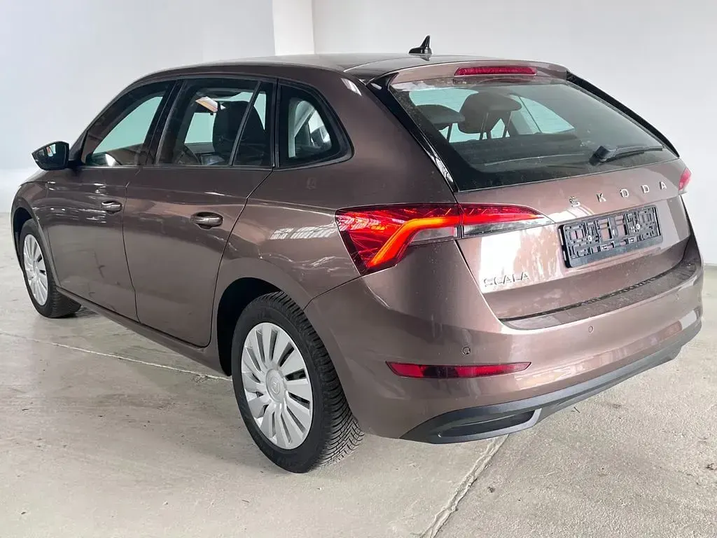 Gebraucht Skoda Scala Cool Plus 116 PS (85 kW) 2020 Braun Kleinwagen