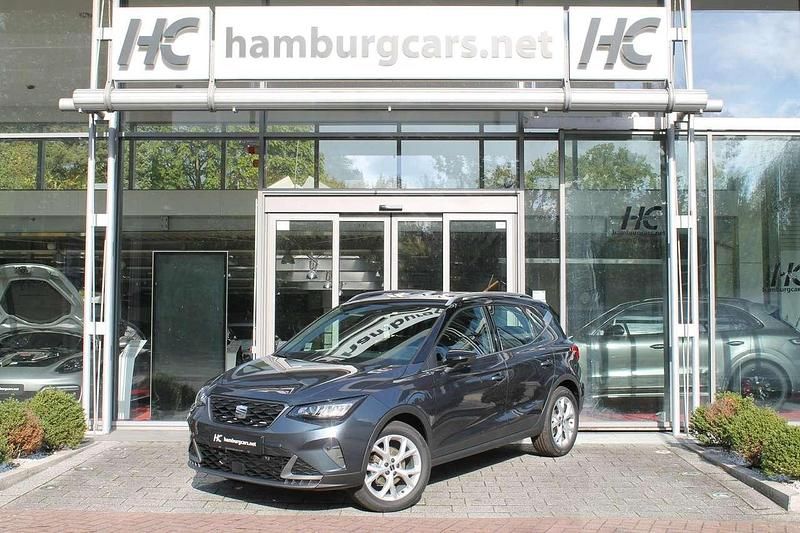 Neu Seat Arona FR 150 PS (110 kW) 2025 Magnetic grau metallic /... SUV
