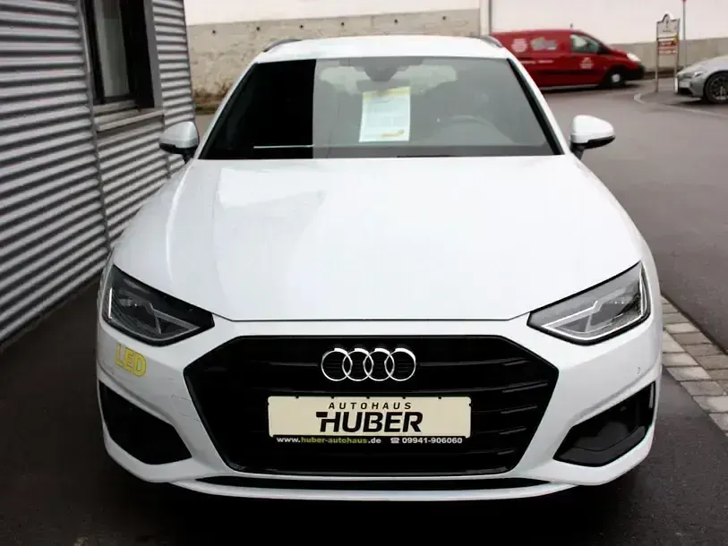 Second-hand Audi A4 Advanced 190 CP (139 kW) 2020 Alb Break