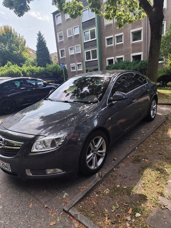Grau Gebraucht 2013 Opel Insignia Sport Limousine | 3.500 € (Guter Preis) - Bild 1/4