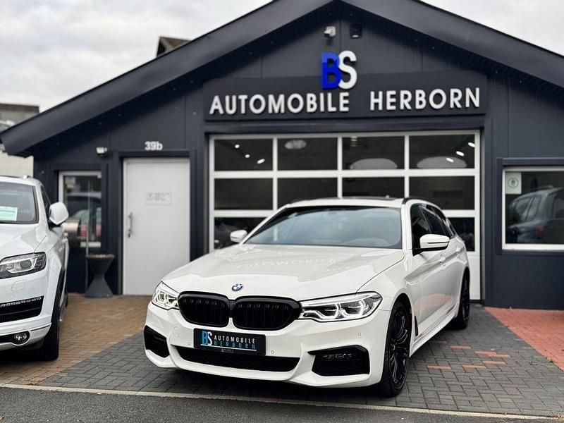 Weiß Gebraucht 2019 BMW 530 M Sport Limousine | 33.990 € (Guter Preis) - Bild 1/4