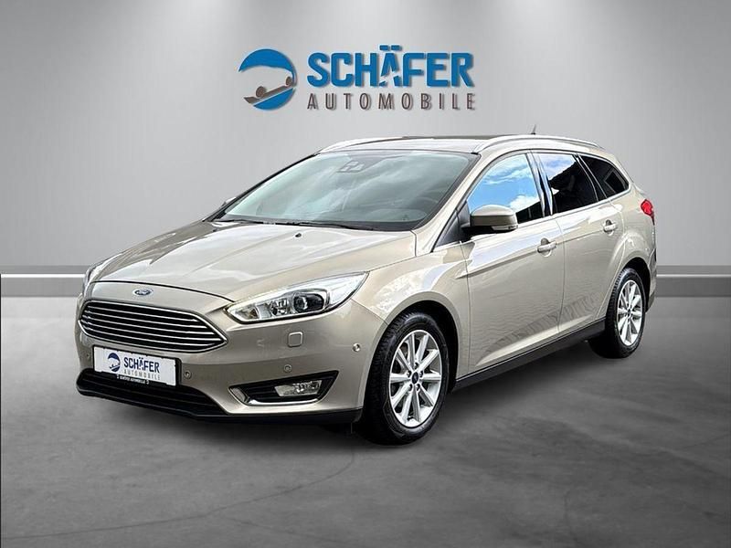 Grau Gebraucht 2015 Ford Focus Titanium Kombi | 10.450 € (Fairer Preis) - Bild 1/4