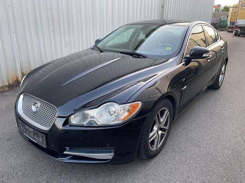 Schwarz Gebraucht 2008 Jaguar XF Luxury Limousine | 2.990 € (Teuer) - Bild 1/4