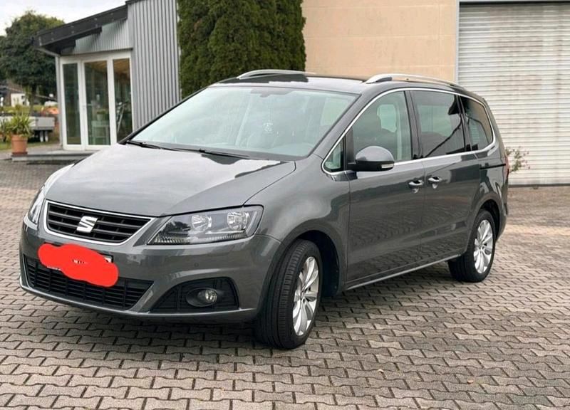 Grau Gebraucht 2016 Seat Alhambra Van / Kleinbus | 19.000 € (Fairer Preis) - Bild 1/4