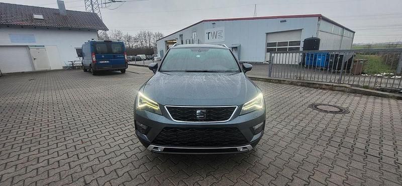 Grau Gebraucht 2019 Seat Ateca 4Drive SUV | 18.500 € (Guter Preis) - Bild 1/4