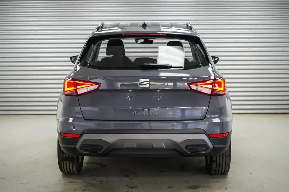 Neu Seat Arona Reference 95 PS (69 kW) 2026 Graphene grau metallic (r6) graphene grau metallic (r6) SUV