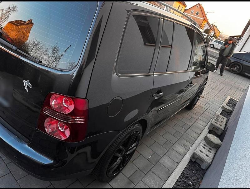 Gebraucht VW Touran 150 PS (110 kW) 2006 Schwarz Van / Kleinbus