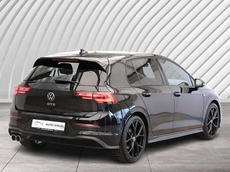 Second-hand VW Golf VIII GTD 200 CP (147 kW) 2024 Negru Berlinǎ