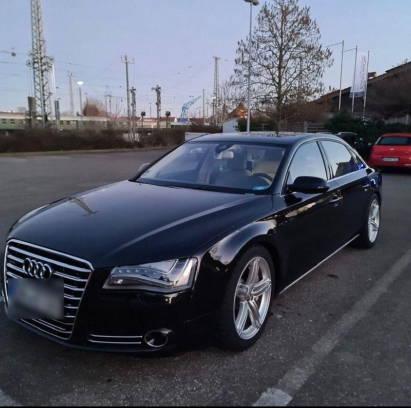 Schwarz Gebraucht 2011 Audi A8L Ambiente Limousine | 15.200 € (Guter Preis) - Bild 1/4