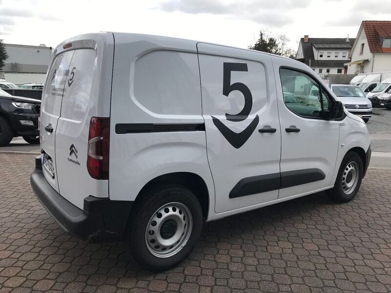 Gebraucht Citroën e-Berlingo 100 kW (136 PS) 2024 Lackierung weiss icy/deckende Van / Kleinbus