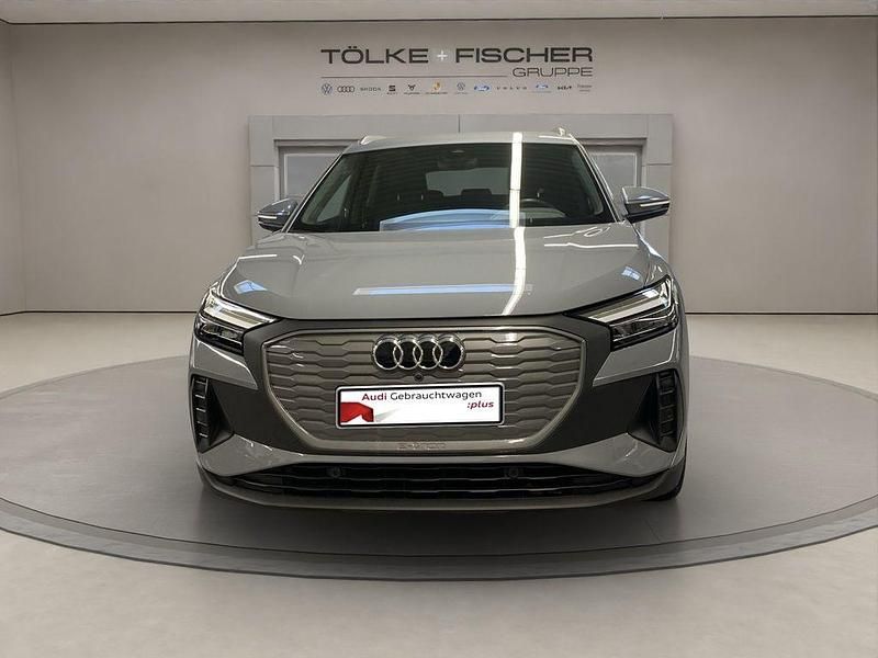 Gebraucht Audi Q4 e-tron Comfort 125 kW (170 PS) 2022 Kieselgrau SUV