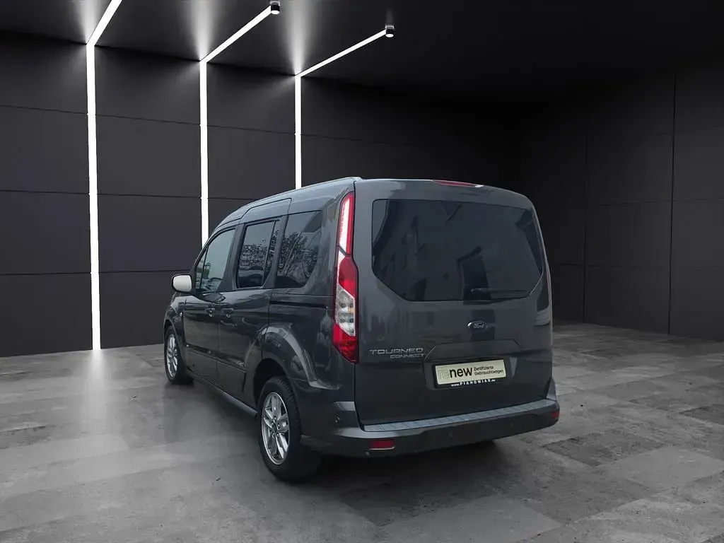 Gebraucht Ford Tourneo Connect Titanium 120 PS (88 kW) 2020 Magneticgrau Van / Kleinbus