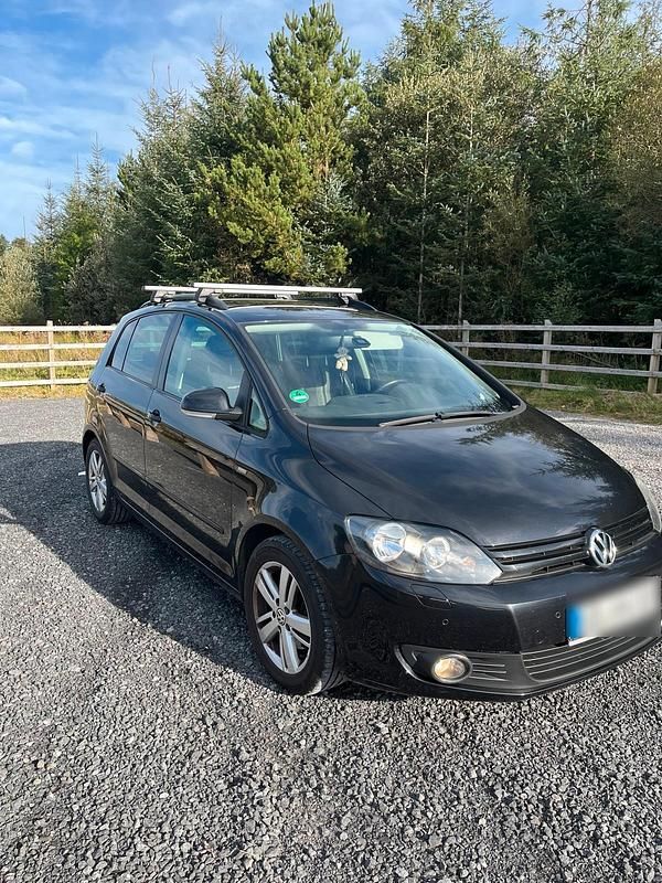 Schwarz Gebraucht 2012 VW Golf Plus Cross Van / Kleinbus | 7.000 € - Bild 1/4
