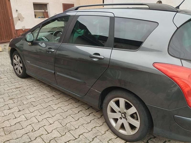 Gebraucht Peugeot 308 SW Active 111 PS (81 kW) 2012 Kombi