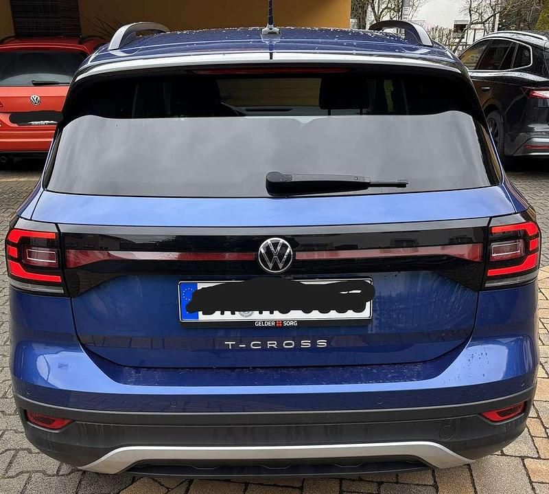 Gebraucht VW T-Cross Active 110 PS (80 kW) 2022 Blau SUV