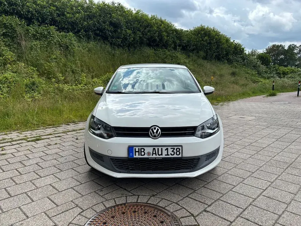Gebraucht VW Polo Comfortline 86 PS (63 kW) 2010 Weiß Kleinwagen