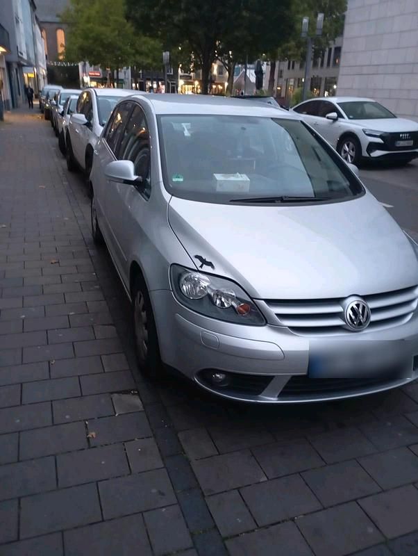 Silber Gebraucht 2007 VW Golf Plus Van / Kleinbus | 2.500 € (Guter Preis) - Bild 1/4