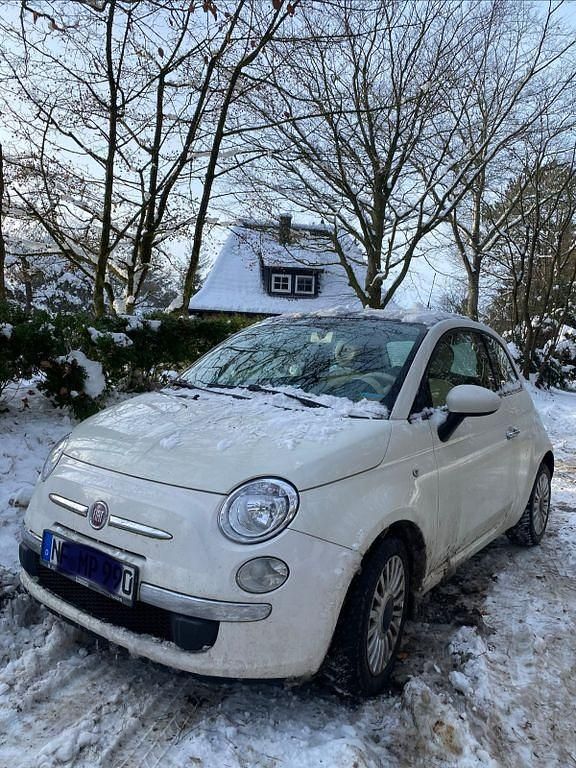 Weiß Gebraucht 2010 Fiat 500 Lounge Kleinwagen | 2.750 € (Fairer Preis) - Bild 1/4