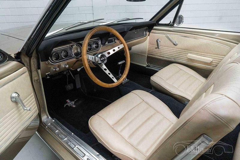 Gebraucht Ford Mustang 205 PS (150 kW) 1966 Beige Cabrio