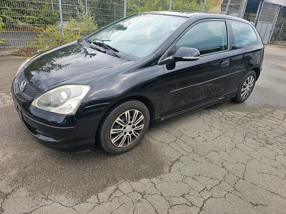 Gebraucht Honda Civic 90 PS (66 kW) 2004 Schwarz Kleinwagen
