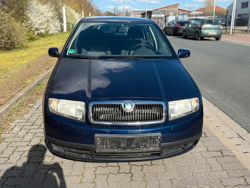Gebraucht Skoda Fabia 60 PS (44 kW) 2003 Blau Kleinwagen