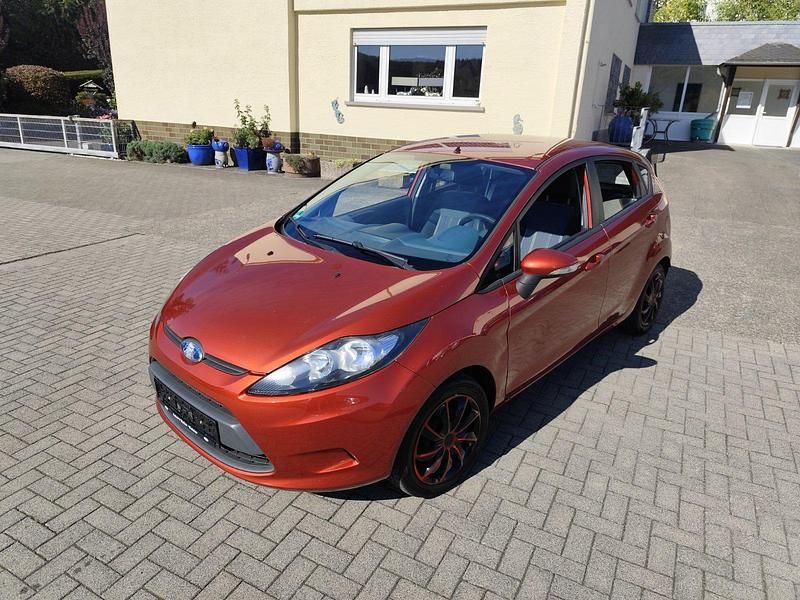 Gebraucht Ford Fiesta 60 PS (44 kW) 2009 Orange Kleinwagen