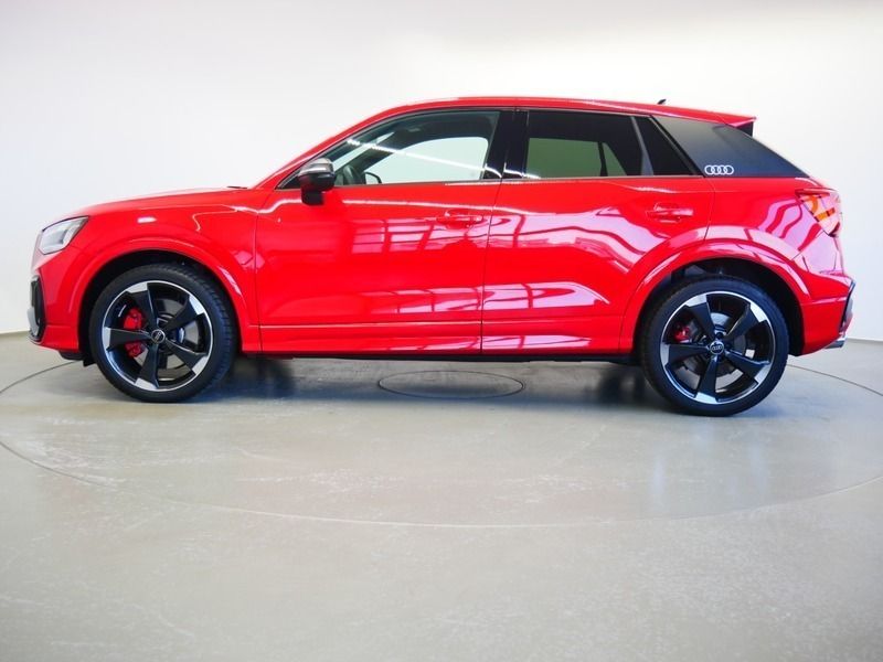 Gebraucht Audi SQ2 300 PS (220 kW) 2024 Andere farbe SUV