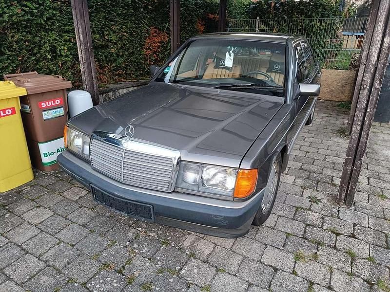 Gebraucht 1989 Mercedes 190 Limousine | 7.499 € - Bild 1/4