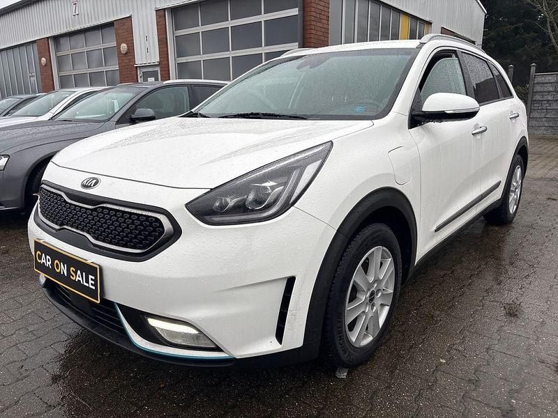 Gebraucht Kia Niro Vision 105 PS (77 kW) 2017 Weiß SUV