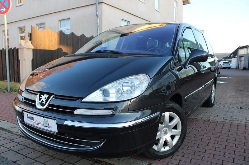 Grau Gebraucht 2013 Peugeot 807 Allure Van / Kleinbus | 4.990 € (Fairer Preis) - Bild 1/4