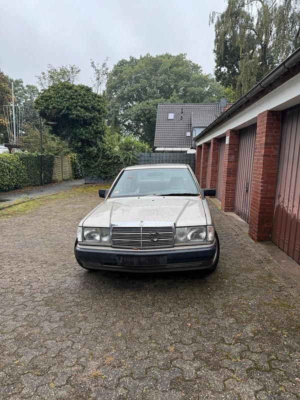 Gebraucht 1987 Mercedes 190 Limousine | 2.999 € - Bild 1/4