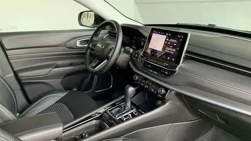 Usado Jeep Compass Limited 190 HP (139 kW) 2022 Cinzento SUV
