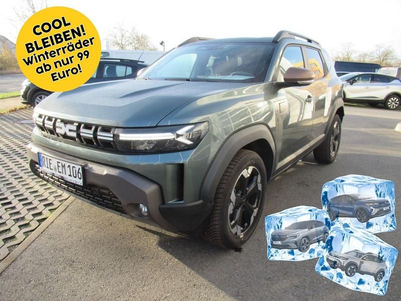 Grün Gebraucht 2024 Dacia Duster Extreme SUV | 31.870 € (Teuer) - Bild 1/4