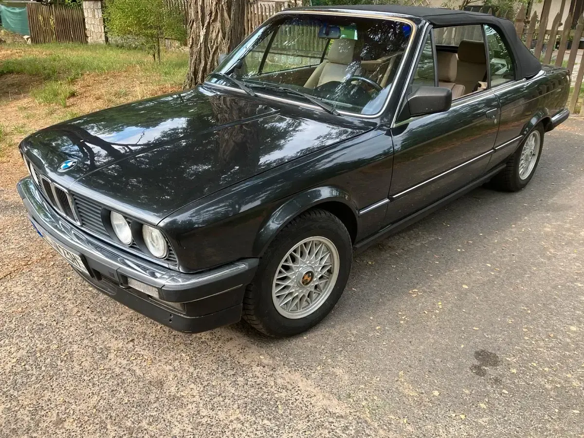 Gebraucht BMW 325 Cabriolet 170 PS (125 kW) 1990 Schwarz Cabrio