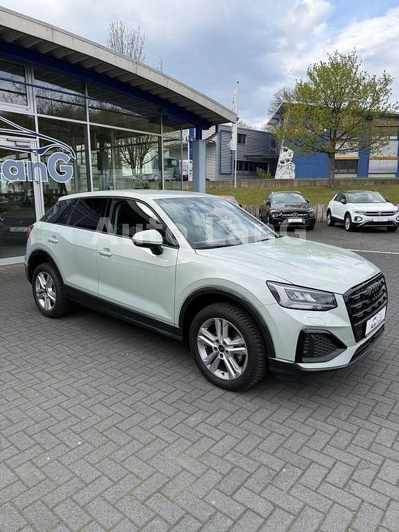Gebraucht Audi Q2 Advanced 150 PS (110 kW) 2025 Silber SUV