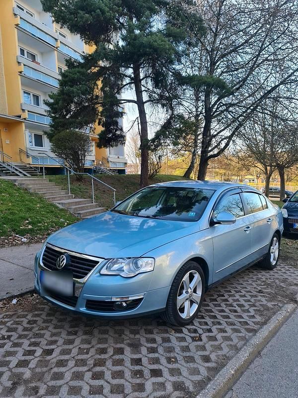 Gebraucht VW Passat 105 PS (77 kW) 2007 Blau Limousine