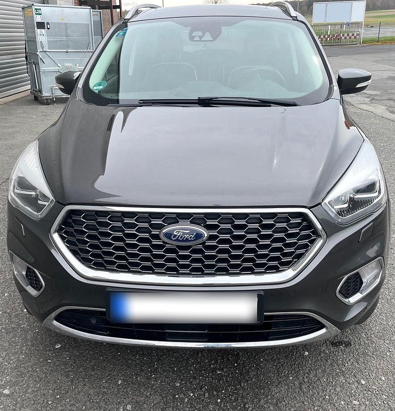 Gebraucht Ford Kuga Vignale 150 PS (110 kW) 2019 Grau SUV