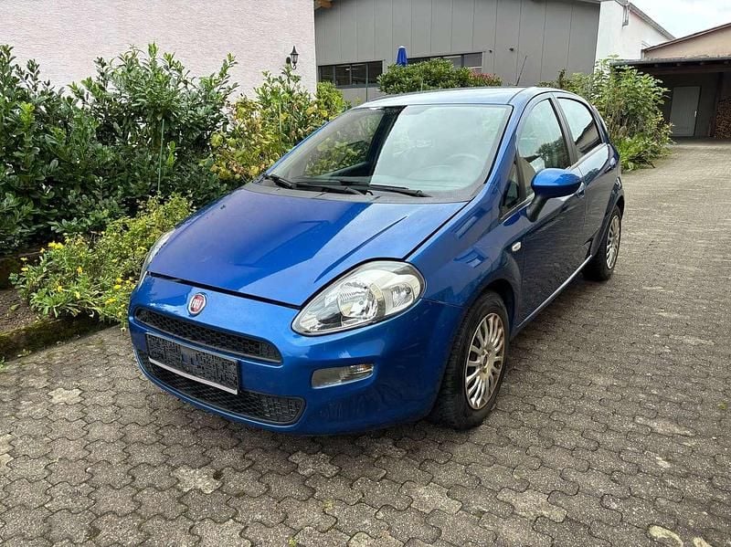 Blau Gebraucht 2013 Fiat Punto Kleinwagen | 2.800 € (Fairer Preis) - Bild 1/4