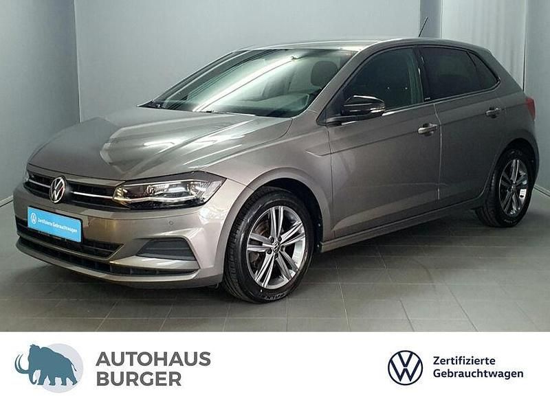 Limestone grey (metallic) Gebraucht 2021 VW Polo Active Kleinwagen | 19.970 € (Fairer Preis) - Bild 1/4