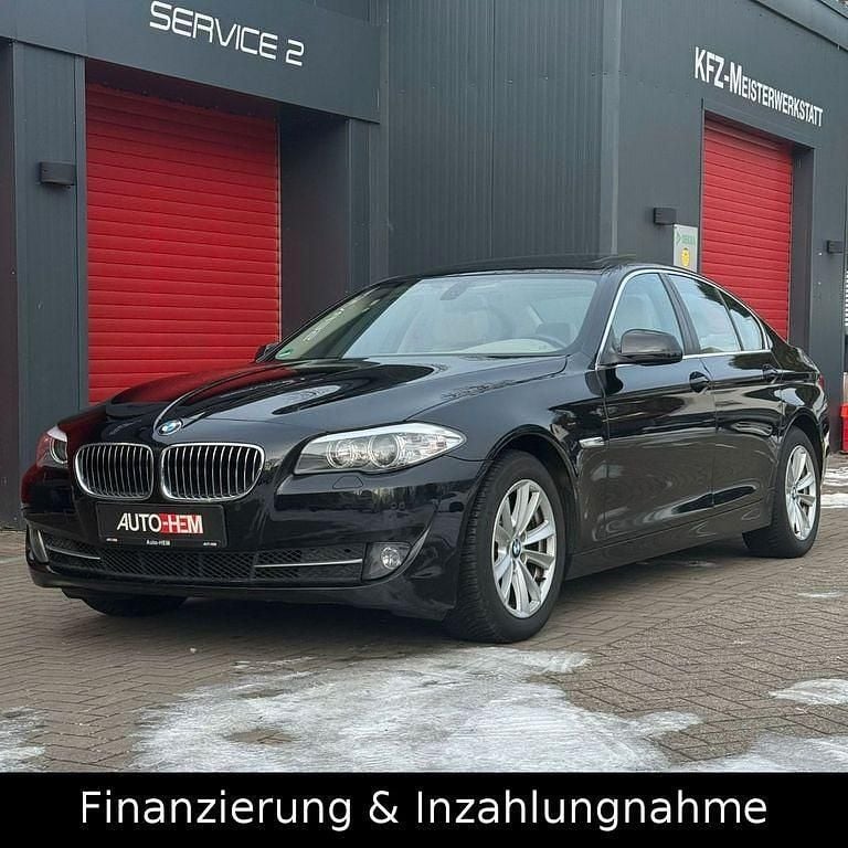 Gebraucht BMW 528 Sport Line 258 PS (189 kW) 2010 Schwarz Limousine