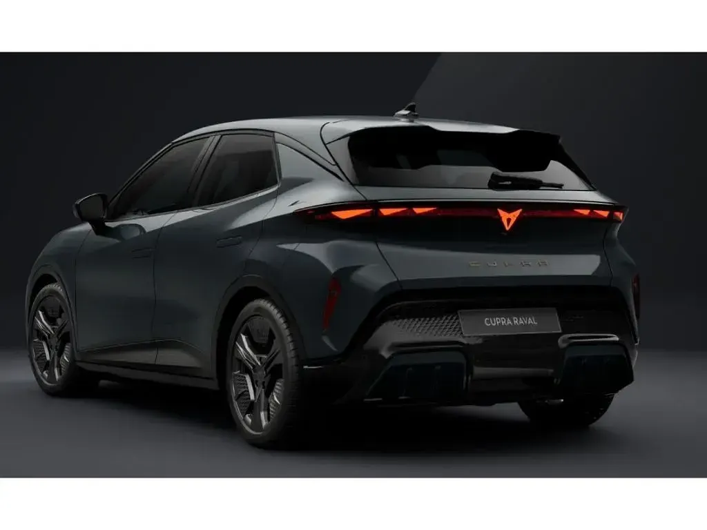 Neu Cupra Raval Endurance 155 kW (211 PS) 2026 Blau Limousine