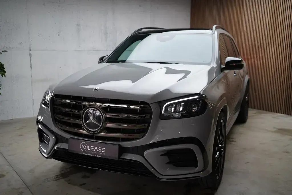Gebraucht Mercedes GLS350 AMG 313 PS (230 kW) 2026 Grau SUV