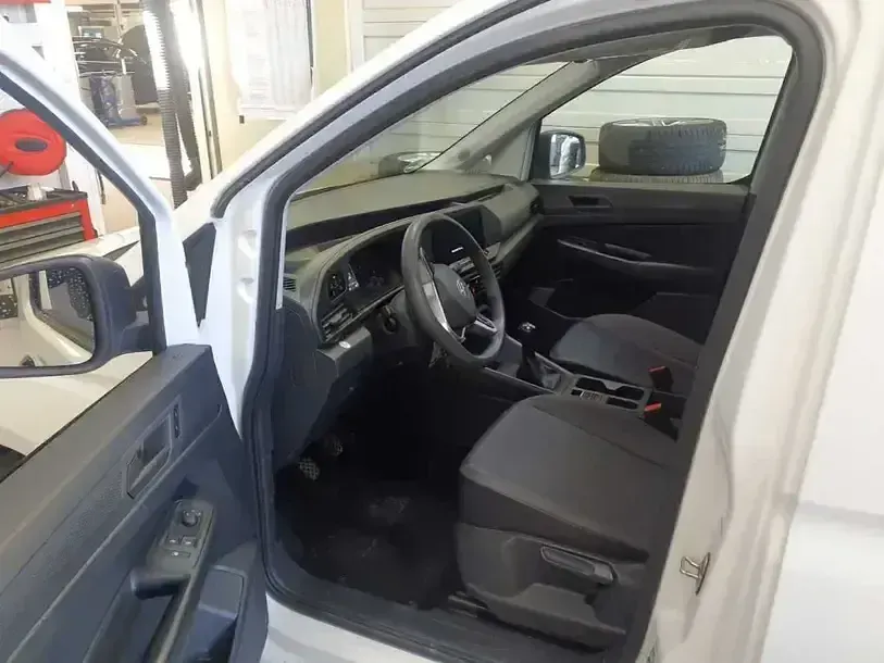 Gebraucht VW Caddy 2023 Weiss Van / Kleinbus